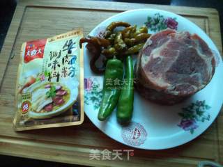 Stir-fried Sour and Spicy Donkey Meat----daxi Big Beef Seasoning Edition recipe