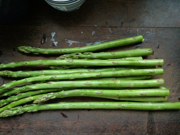 Asparagus Stir-fried Pork recipe