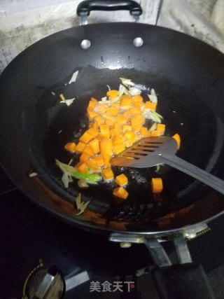 Stir-fried Carrot and Lotus Root with "radish" Soy Sauce recipe