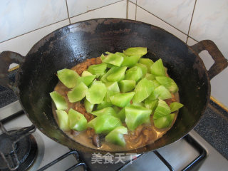 Stewed Chicken Legs with Dried Mushrooms and Bamboo Shoots recipe