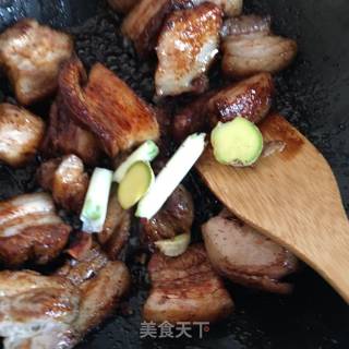 Pork with Plum Vegetables recipe