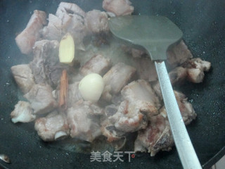 Braised Pork Ribs with Quail Eggs recipe