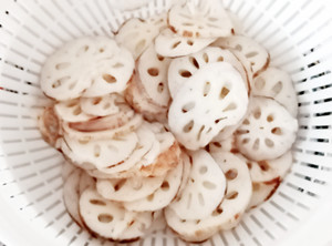 Cold and Sour Lotus Root Cold Lotus Root Salad recipe