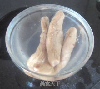 Stir-fried Green Peppers with Dried Radish recipe