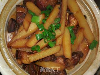 Braised Pork and Potato Chips recipe