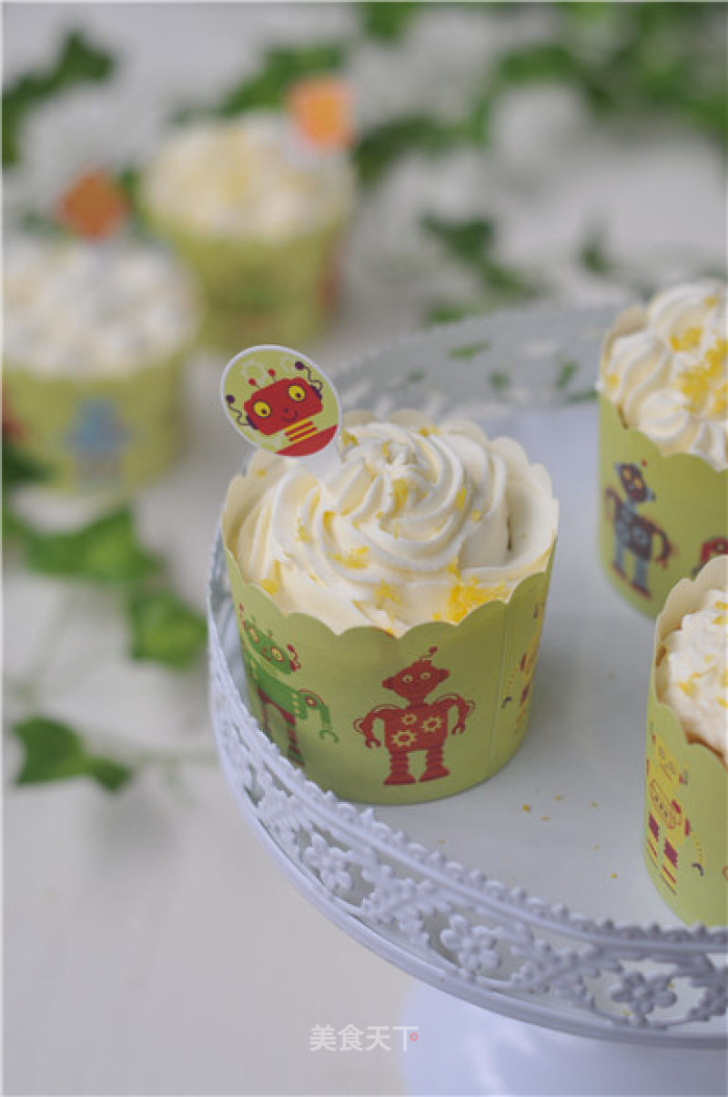 #四session Baking Contest and is Love to Eat Festival# Fresh Lemon Cupcake recipe