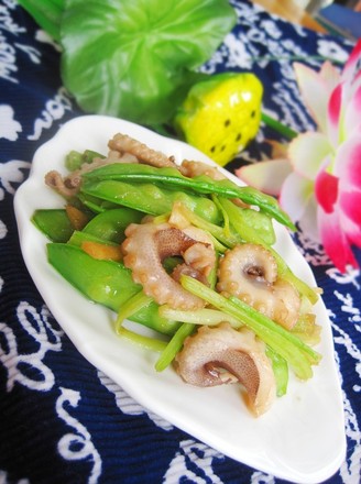 Fried Octopus with Snow Peas