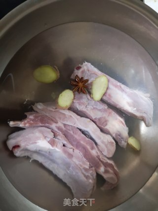 Braised Pork Ribs with Cordyceps recipe
