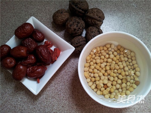 Walnut Red Date Soy Milk recipe