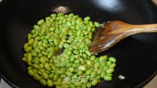 Stir-fried Edamame with Taiwanese Sausage recipe