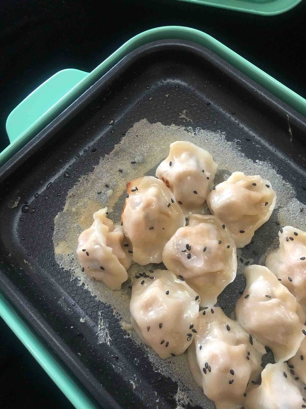 Quick-frozen Dumplings Fried Dumplings recipe