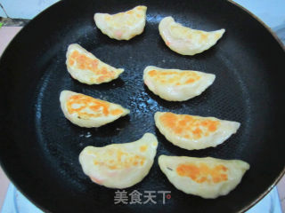 Fried Dumplings with Three Fresh Eggs and Meat (first Work) recipe