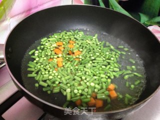 Stir-fried Beans with Chicken Breast recipe