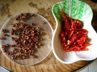 Spicy Crucian Carp Roe recipe