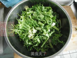 Sesame Sauce Mixed Bitter Chrysanthemum recipe