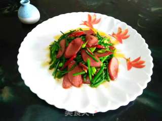 Stir-fried Beef Sausage with Chinese Chives recipe