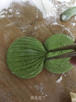 Spinach Mashed Buns recipe