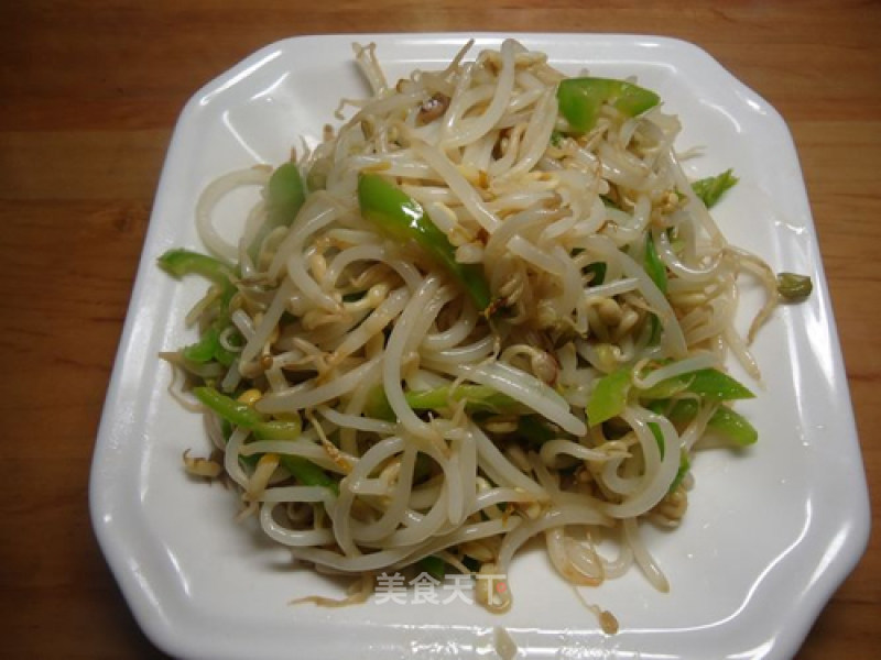 Stir-fried Bean Sprouts with Green Peppers recipe