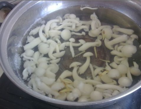 White Jade Mushroom Soup recipe