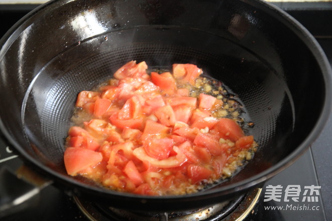 Noodle Soup in Tomato Sauce recipe