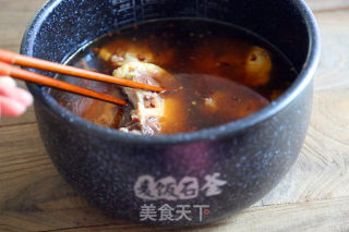 Stewed Oxtail with Huoxiang Pickled Peppers recipe