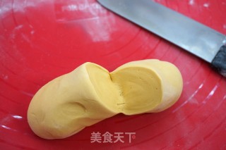 Pumpkin Two-color Dongdong Bun recipe