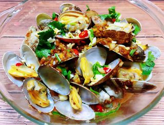 Garlic Microwave Clam Vermicelli #懒人饭# recipe