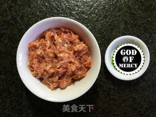 Li Qiu Grabs Autumn Fat Oil and Spicy Lamb Wanton Noodles recipe