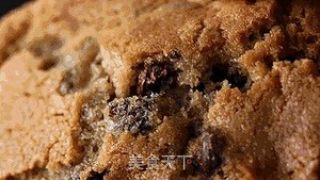 Sea Salt Vanilla Chocolate Big Cookies recipe