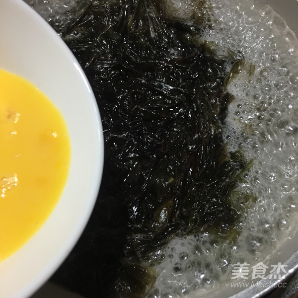 Egg Seaweed Soup recipe