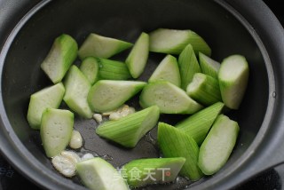 Beginning of Summer. 【loofah Braised Fritters】 recipe