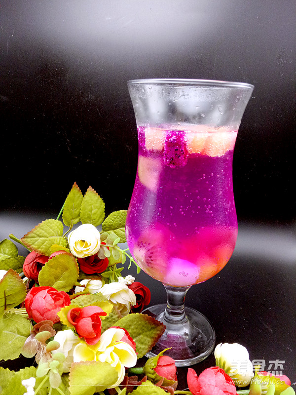 Romantic Fruit Berry Cocktail recipe