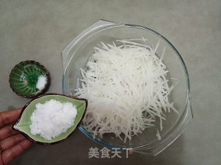 Sweet and Spicy Shredded Carrot recipe
