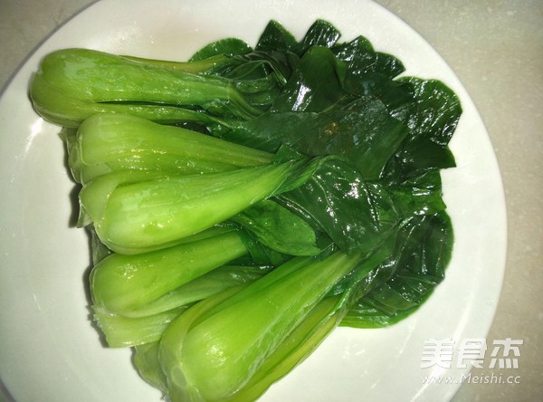 Stir-fried Shanghai Green with Garlic recipe