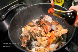 Fresh and Sweet Cp Combination: Lobster Chicken Pot (with Full Video Tutorial on "handling Lobster") recipe