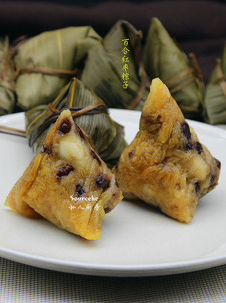 Lily Red Date Zongzi recipe