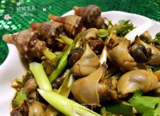 Scallions Mixed with Small Conch recipe