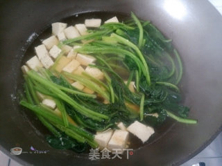 Spinach and Tofu Soup recipe