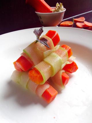 [autumn Freshness] Cucumber and Carrot Rolls recipe