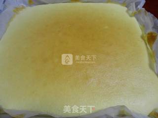 Strawberry Cake Roll with Chocolate on The Outer Layer recipe
