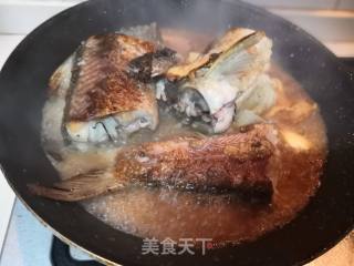 Stewed Tianshan Seabass with Garlic recipe