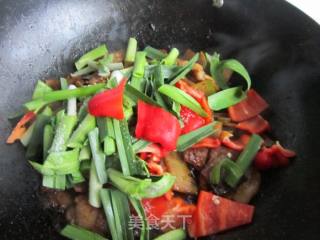 Braised Pork Belly with Dry Green Radish recipe