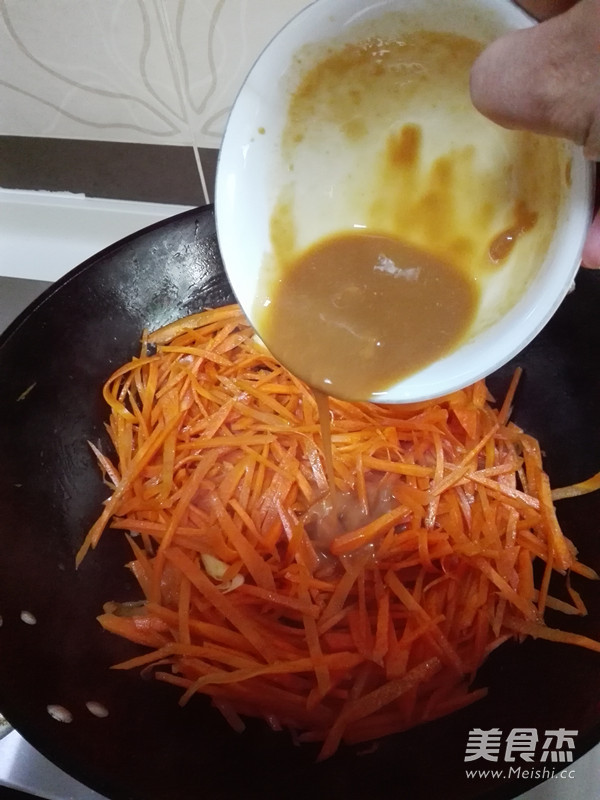 Stir-fried Carrots with Red Miso recipe