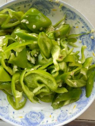Stir-fried Ham Sausage with Green Peppers recipe