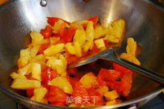 Stir-fried Tomatoes with Pineapple recipe