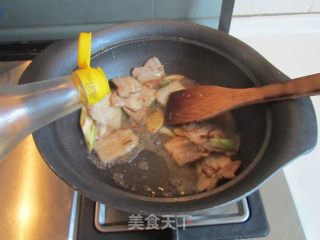 Pork Belly with Mushrooms and Bamboo Shoots recipe