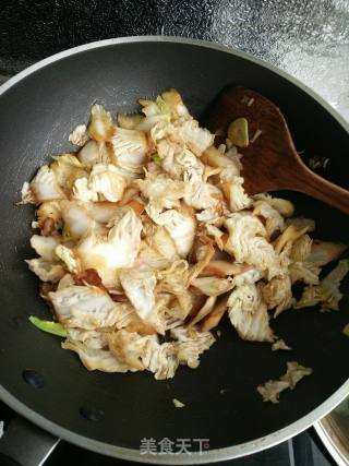 Stir-fried Cabbage with Laba Vinegar recipe