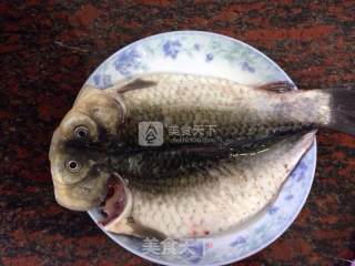 Crucian Tofu Soup recipe