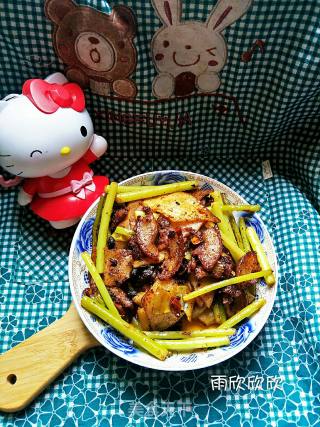 Garlic Stalk Twice Cooked Pork recipe