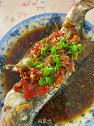 Steamed Sea Bass with Chopped Pepper recipe